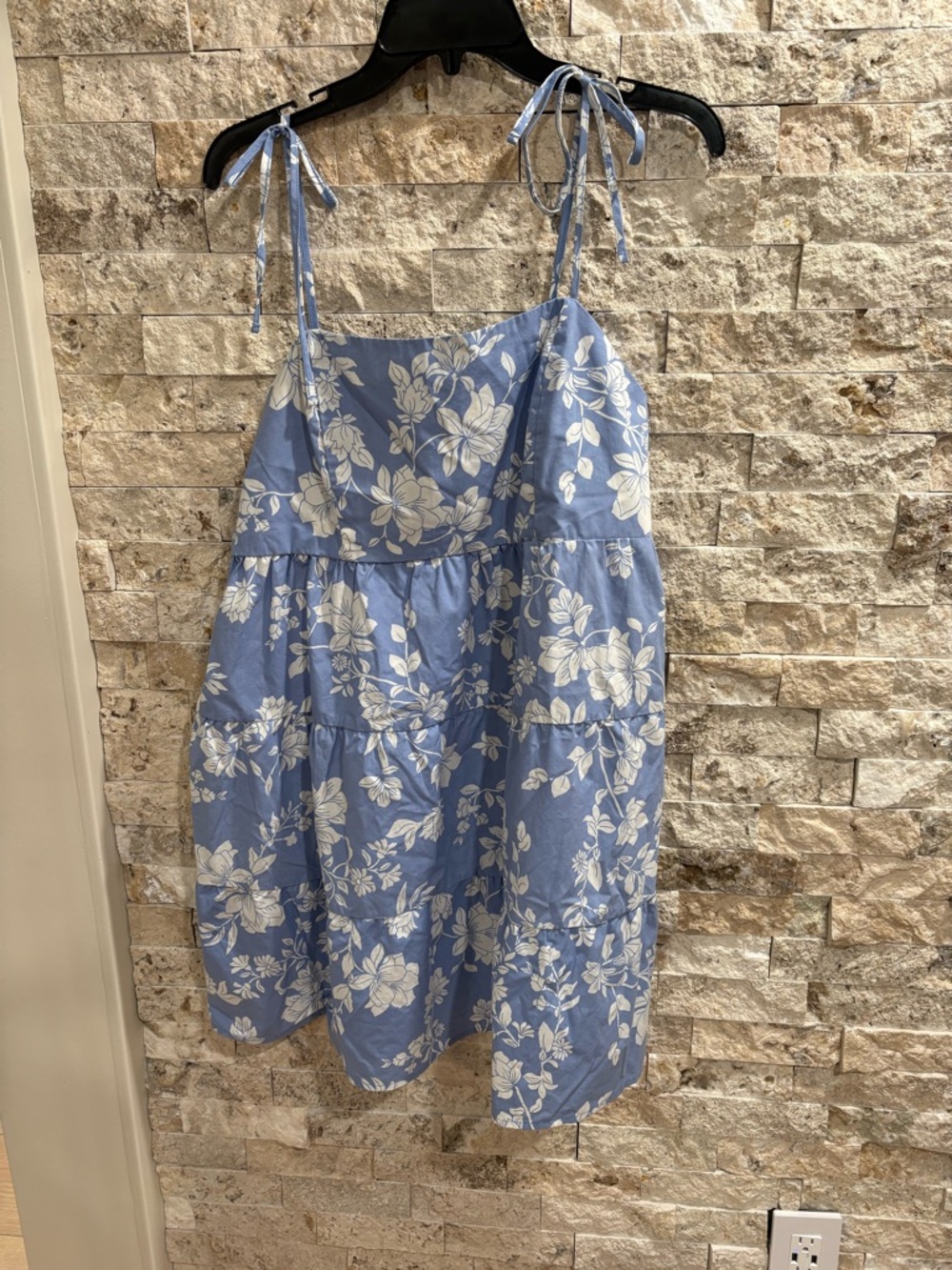 Light Blue Floral Tie-Shoulder Midi Dress size XL - Picture 3 of 7